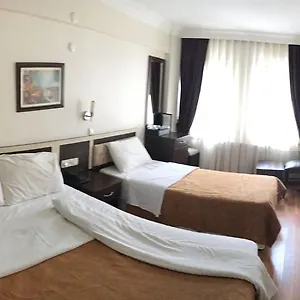 Grand Hotel